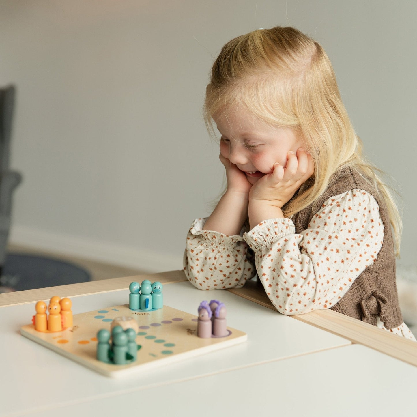 Ludo "Dino" - Brettspiel aus Holz für Kinder