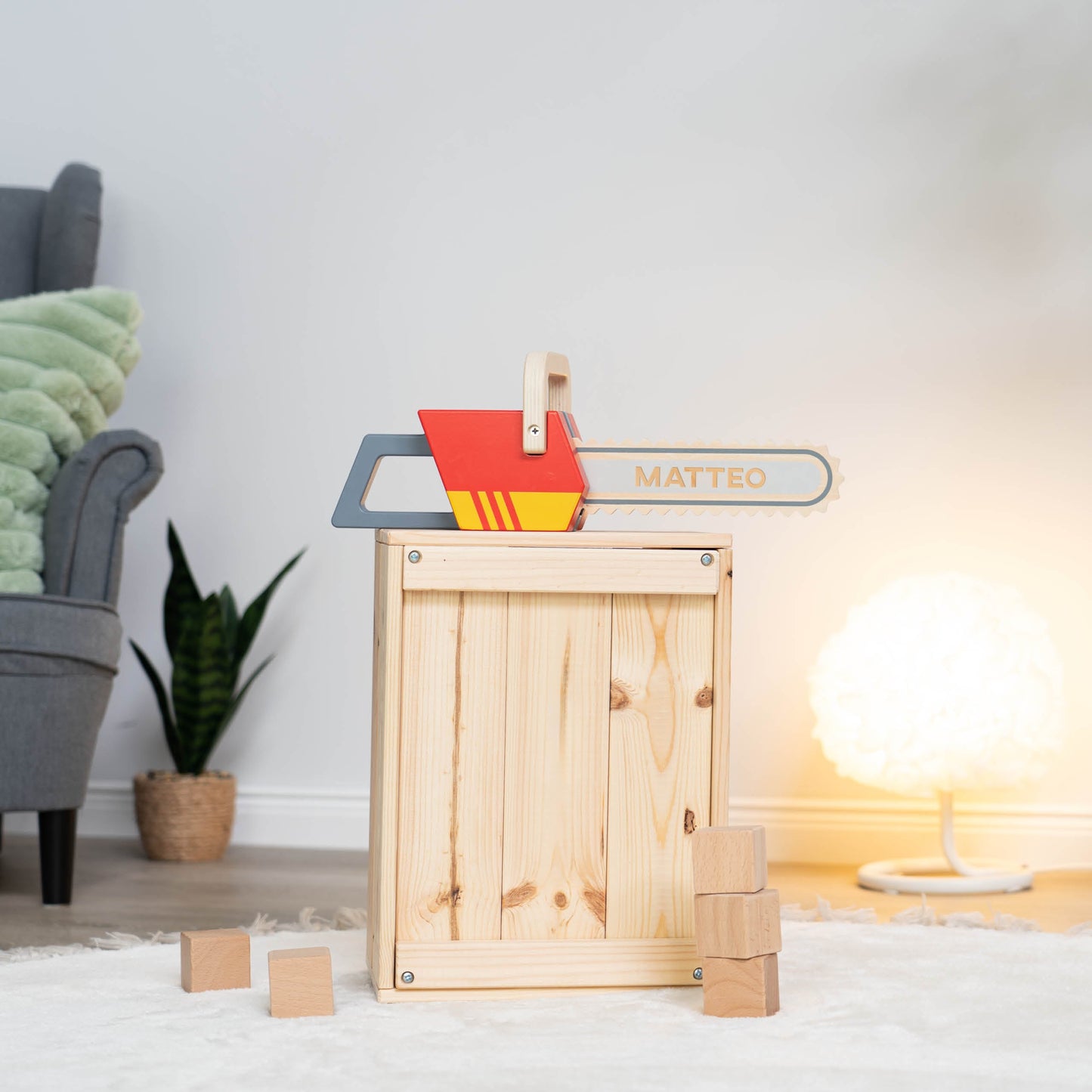 Kettensäge Spielzeug aus Holz personalisiert
