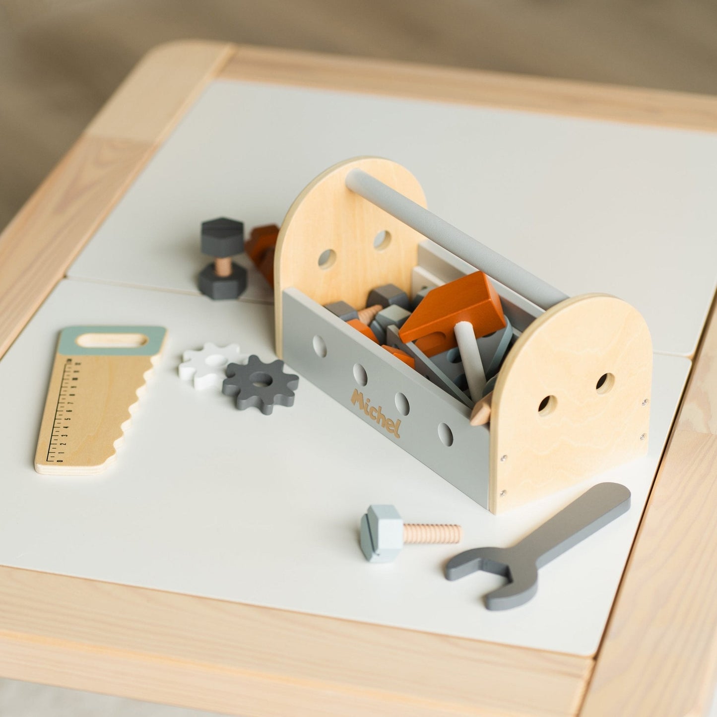 Werkzeugkiste aus Holz