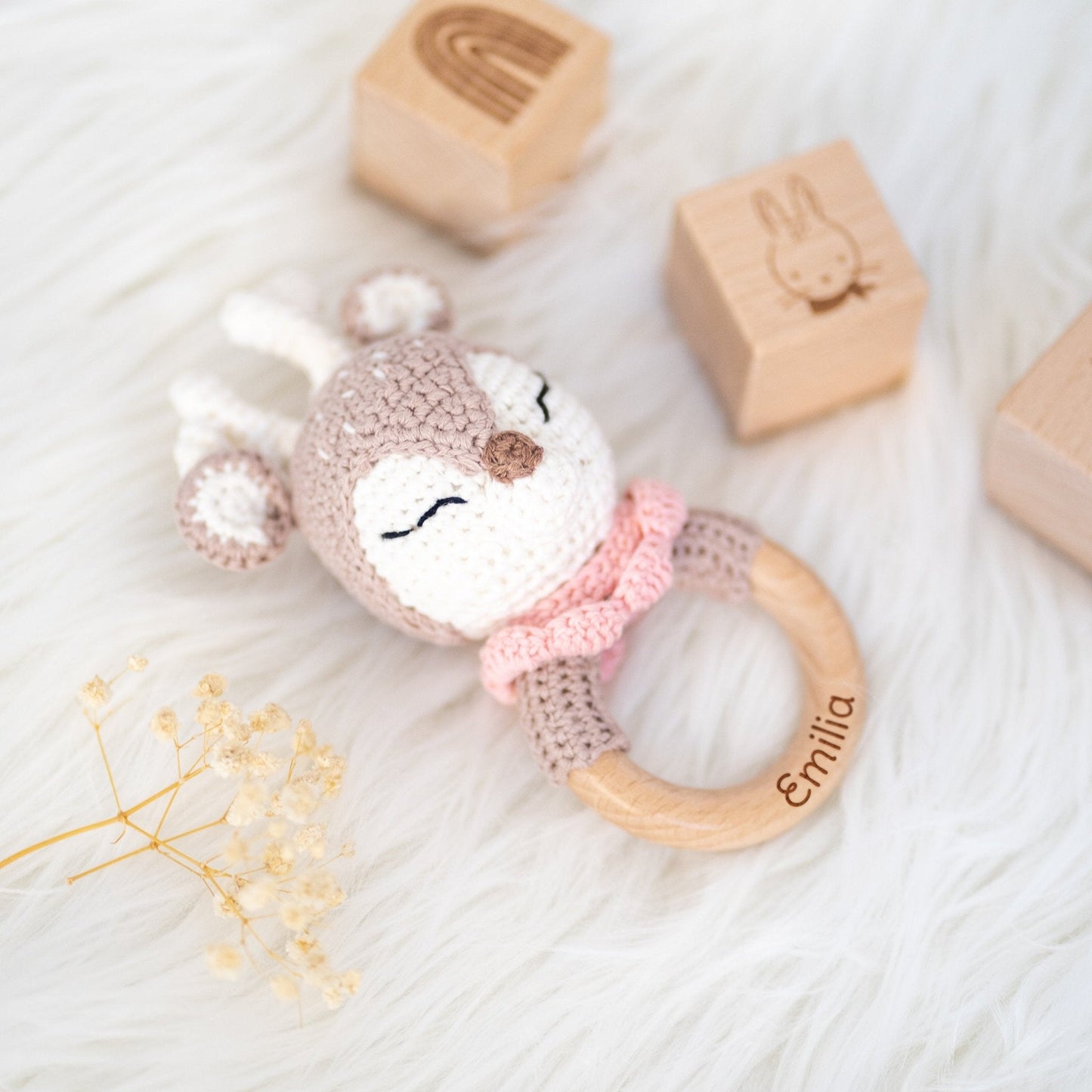 Greifling Baby mit Namen - Reh rosa